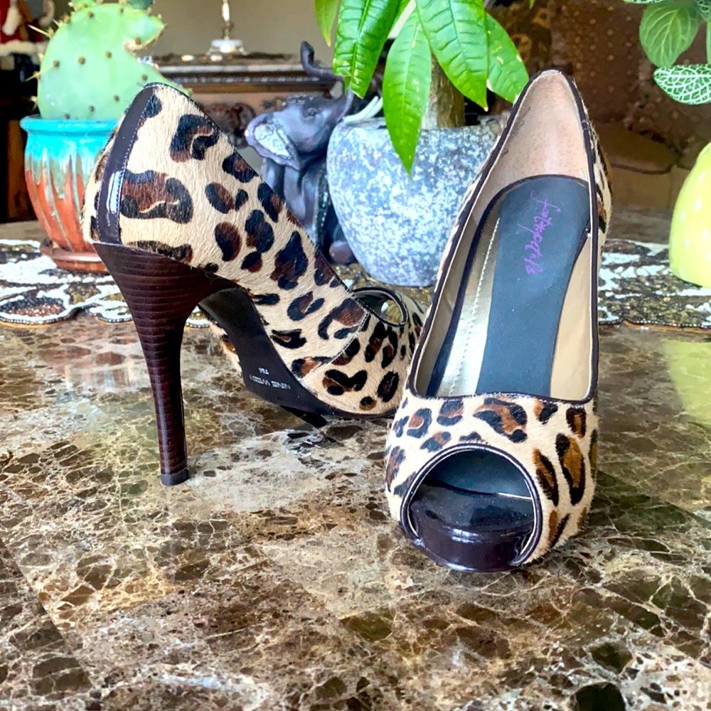 Nine West high heels. New no tag